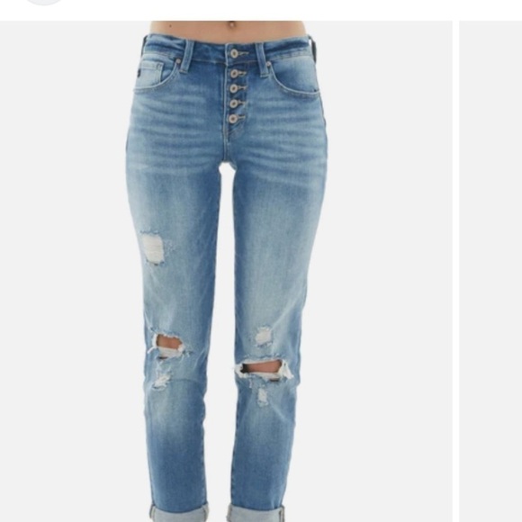 Kancan Medium Wash Five
Button Front Distressed Jeans 7/27 - Picture 1 of 9